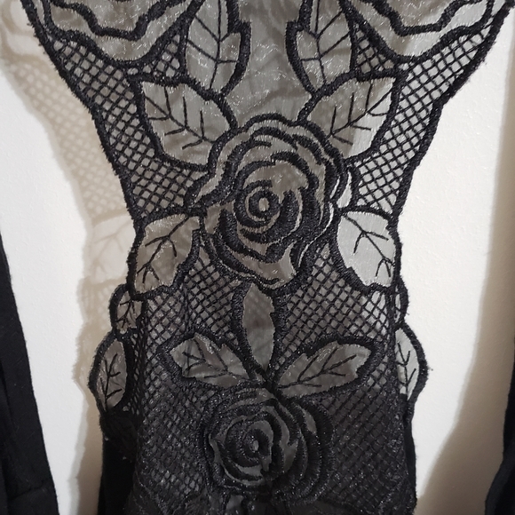 Cardigan - Picture 2 of 4